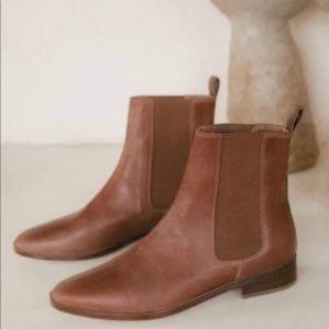 Christy Dawn - Chelsea Boot in Hazelnut Leather